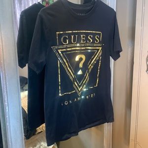Guess medium mens raised graphic T-shirt
